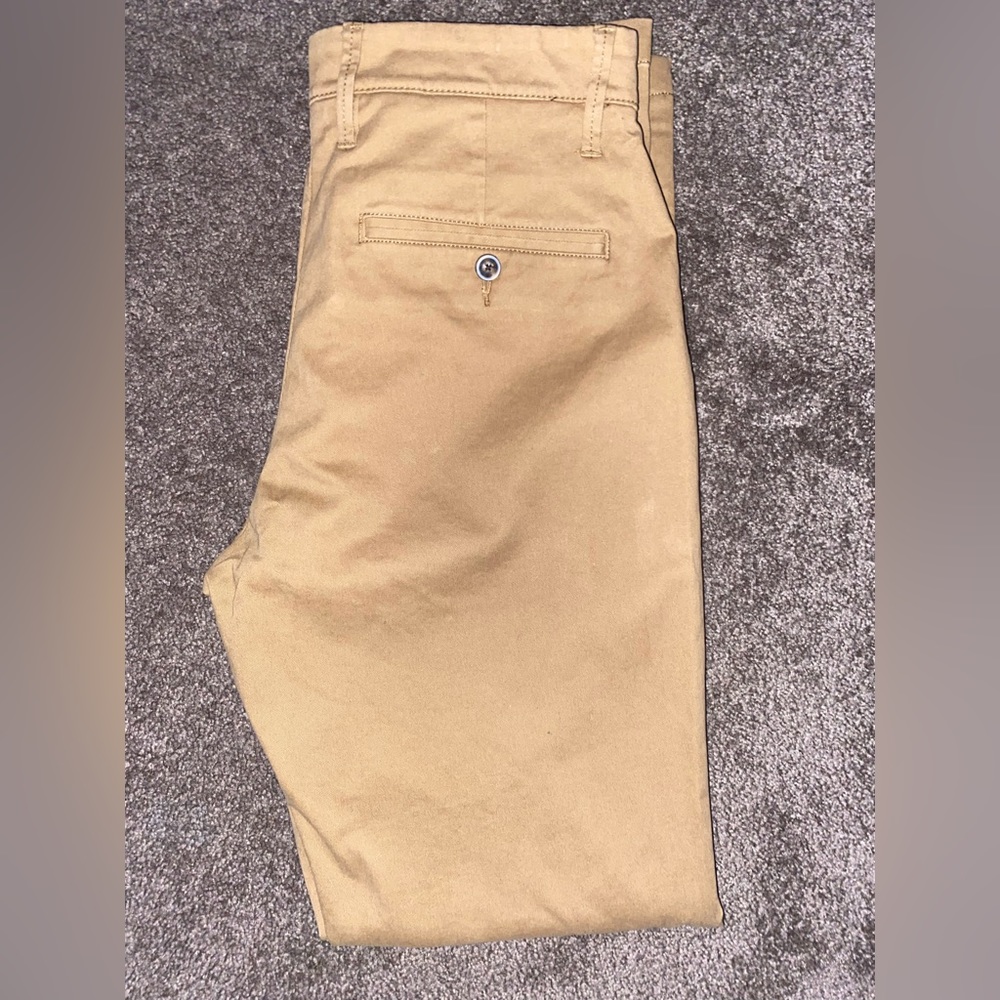 Brand new and haven’t been worn more then 10 mins